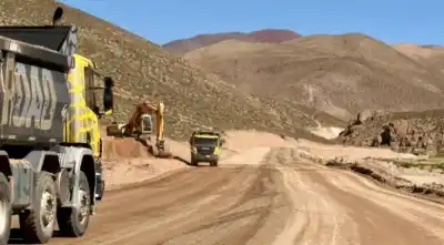 La ruta 51 avanza: cómo se pavimenta el tramo más difícil hacia el Paso de Sico