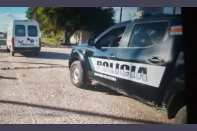 Encontraron a un hombre inconsciente en su casa y su muerte generó un misterio
