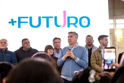 El programa que premia el esfuerzo de los estudiantes chaqueños llegó a una nueva ciudad