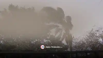 Alerta en Jujuy: dos avisos por vientos fuertes rigen este martes