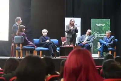 El Gobierno del Chaco reunió a 600 estudiantes para prevenir consumos problemáticos