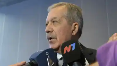 Suárez lanza un mensaje contundente a los santiagueños en un aniversario que marca la historia