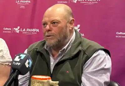Weymann: “Si no se arma un frente no tenemos opciones” y la UCR ya habilita negociar con LLA y el PRO