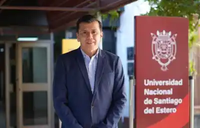 El rector de la UNSE volvió de Bariloche con un anuncio clave para el futuro de la universidad