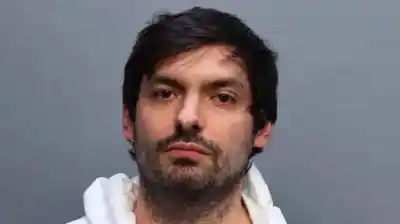 El gerente de una parrilla argentina en Miami, detenido por el crimen de su madre