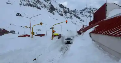 Nuevo cierre del Paso a Chile: el mal tiempo complica el cruce y la reapertura podría demorar
