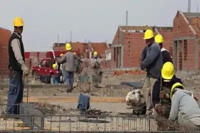 La construcción sigue en caída: qué pasó con las ventas en agosto