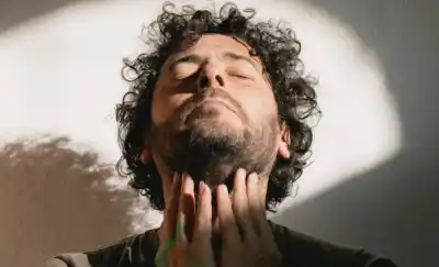 Raly Barrionuevo regresa a La Pampa con un disco que define como "un viaje adentro de uno mismo"