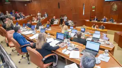 Régimen penal juvenil: el proyecto provisorio llega a la Legislatura y Ferrari explicó el giro con la Corte
