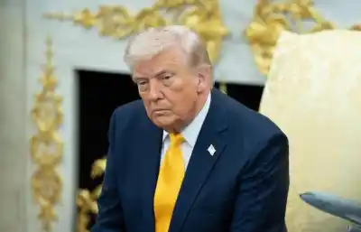 Trump lanza una bomba retórica sobre Irán: ¿Negociación secreta o trampa para una invasión?