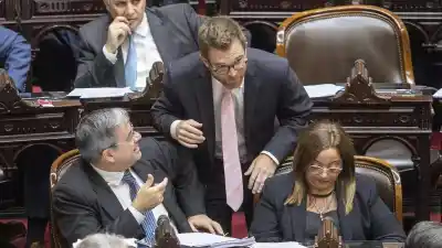 Malvinas como escudo: la estrategia del Gobierno para frenar la sesión por las deudas