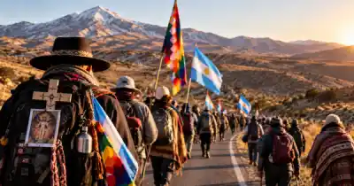 El secreto de los peregrinos de la Puna: por qué los llaman la "madre" de todas las marchas