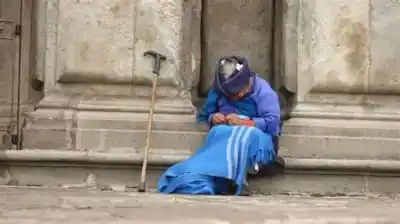 Dos años pidiendo ayuda para un adulto mayor en Catamarca: nadie responde