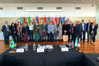 Silva Neder abrió un encuentro internacional de juristas en la Legislatura