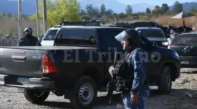 Un conductor escapó de un control y abandonó el auto: buscan si es “Camboya”