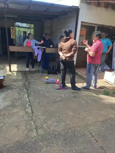 Una pelea familiar por una casa terminó con una negociadora en el lugar