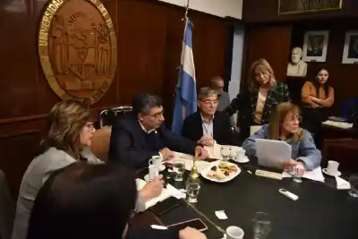 El Consejo Superior de la UNT arrancó con un pedido de armonía y una promesa de obras