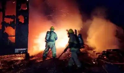 Una casa se prendió fuego en Río Grande y el origen sorprendió a todos