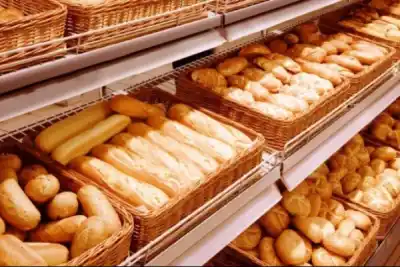 El pan sube hasta 15% en Santiago: el motivo que complica a las panaderías
