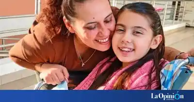 El desgarrador pedido de una mamá por su hija de 10 años que lucha contra el cáncer