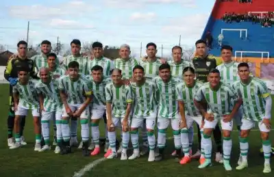 Defensores de Vilelas lo ganaba, pero un penal polémico lo dejó sin festejo