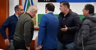 Apelan la absolución de dos ex intendentes de Sierra Grande por la causa Techo Digno