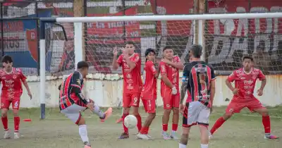 El Rojo no tuvo piedad y goleó en el clásico chacarero