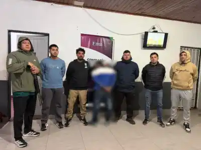 Lo persiguieron hasta el monte y lo atraparon: quién era el hombre que huyó de la policía