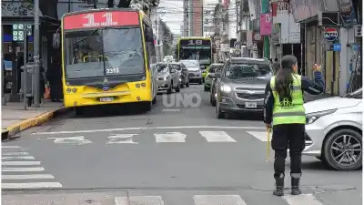 Colectivos en Santa Fe: el servicio sigue, pero los choferes ya avisan qué puede pasar