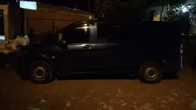 Subió a la vereda para escapar y la conductora lo siguió con la furgoneta