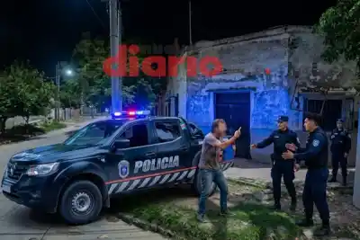 Se metió en la casa de su ex y cuando llegó la policía lanzó una insólita advertencia