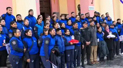 La noche en que 4.500 policías caminaron 37 kilómetros por fe
