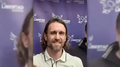 De la "pequeña revolución" al portazo: Ahumada se fue de LLA en Zárate y apunta contra la Costanera