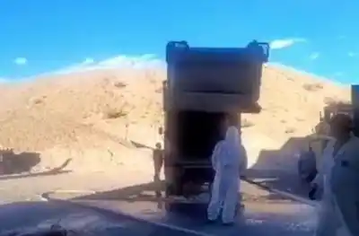 Se incendió un camión recolector en Calingasta: el motivo que encendió las alarmas