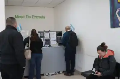 El nuevo DNI electrónico ya circula en Roca: quiénes son los que deben renovarlo sí o sí