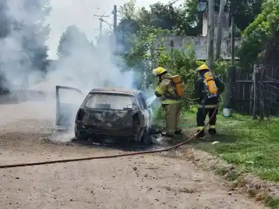 León Rouges: “Se prendió fuego un auto”