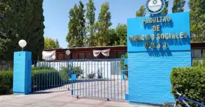 Quería un ascenso en la UNSJ y fabricó 33 certificados: el detalle que la delató