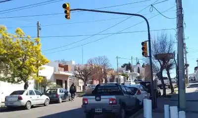 Un reclamo de años ahora tiene fecha: así avanza el semáforo que esperan en Trelew