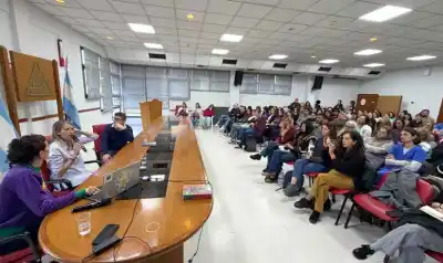 Preocupación en La Pampa: capacitan a docentes y sanitarios para entender los consumos actuales de los adolescentes