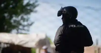 Niña de 11 años baleada en Godoy Cruz: el ataque que conecta la cárcel con la calle