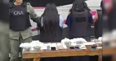 Operativo en Tucumán: un colectivo “de compras” hacia Mendoza terminó con diez detenidos y un hallazgo impactante