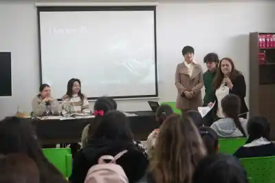 Estudiantes crearon una editorial digital para que los escritores locales publiquen sus obras