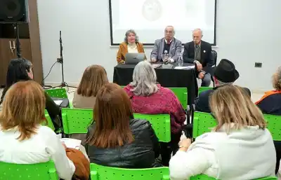 Dos historiadores locales llevaron el legado de San Martín, Belgrano y Güemes a la Feria del Libro
