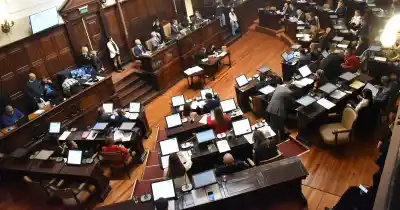 El Gobierno de Mendoza logró la media sanción para refinanciar deudas: qué cambia para los morosos
