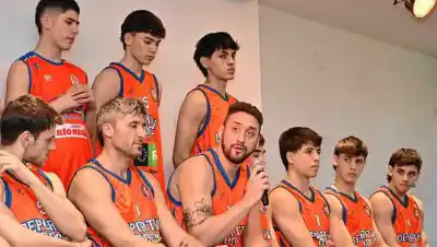 El Naranja presentó su equipo para el PreFederal y ya piensa en el clásico