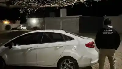 Un Ford Fiesta ocultaba un secreto: lo pararon en un control y descubrieron que no era lo que parecía