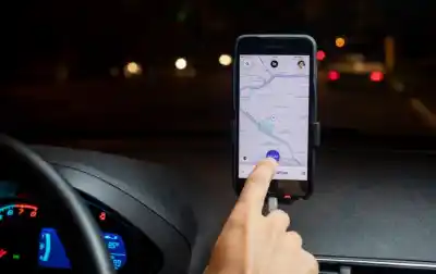 Di Nápoli lanza un registro para choferes de Uber en plena amenaza de bocinazo
