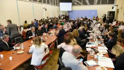 El plan de 50 proyectos para salvar a los deudores que ya tiene media sanción