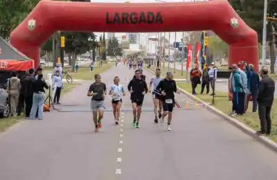 156 atletas llegan a Santa Rosa para la Ultramaratón: qué calles se cortan