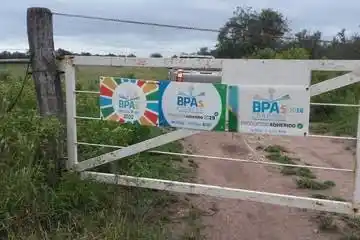 Llaryora entregó $47 millones a productores de Tercero Arriba: el detalle que genera polémica